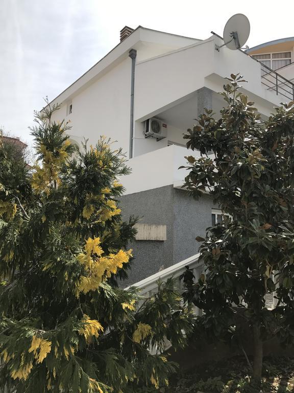 Villa Diana 尤塔哈 外观 照片